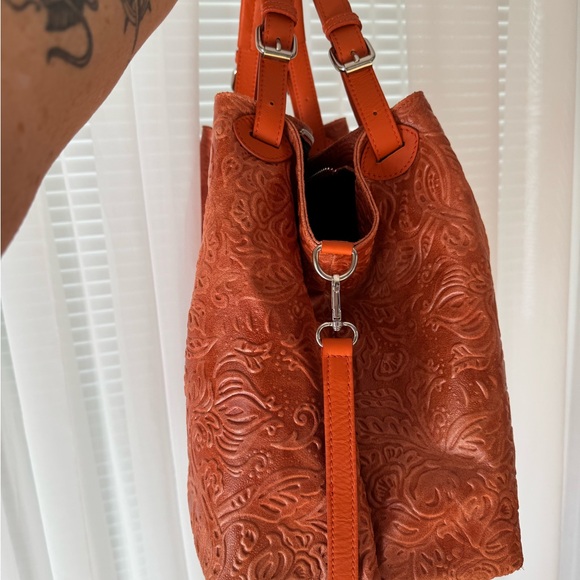 Isadora Handbag Tote - Picture 8 of 15